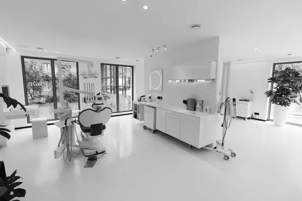DentUrgent opent nieuwe tandheelkundige spoed tandartsklinieken in Gent, Antwerp en Hamont-Achel